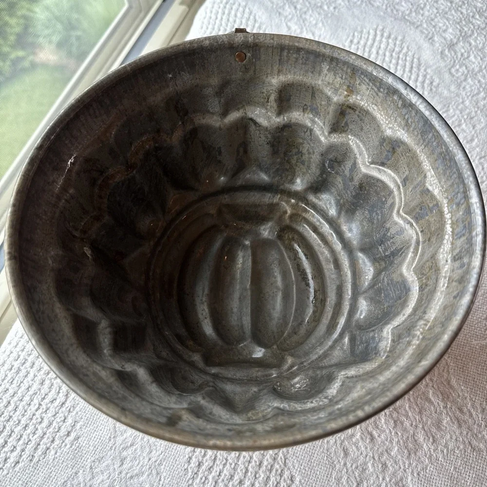 Antique Copper Pudding Jelly Mould Large Tin Lined Wall Decor